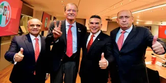De sacar al PRI de Los Pinos a sentarse con “Alito”: el giro de Fox para formar una oposición 