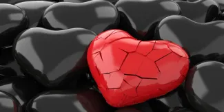 El costo de una estafa emocional