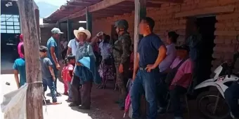 Ofrecen México y Guatemala asistencia a mexicanos que huyeron por violencia en Chiapas