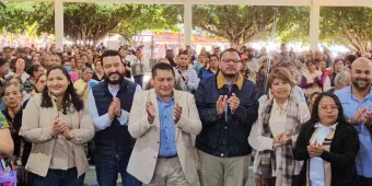 En Cuautla autoridades de los tres órdenes de gobierno, realizaron la entrega de tarjetas del programa "Pensión Mujeres Bienestar"